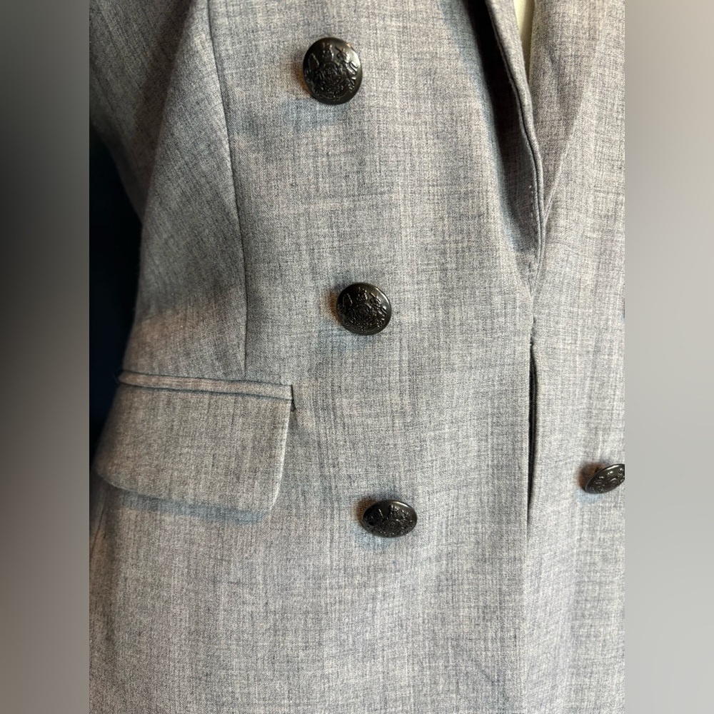 Banana Republic Light Gray Double-Breasted Blazer Size 2 - Picture 11 of 12